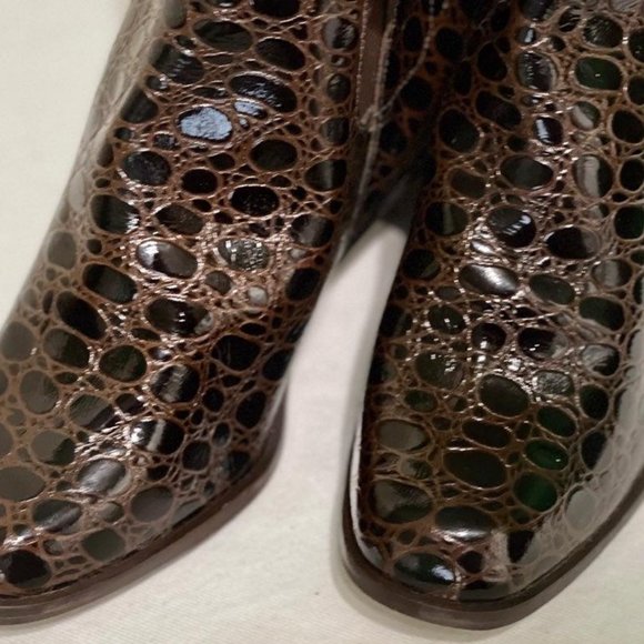 VTG Croc-Embossed Leather Chelsea Boots 9B  Buckle Strap, Made in Brazil, Unique - Picture 6 of 15